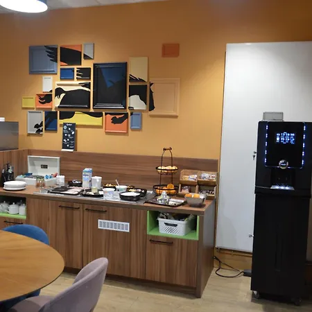 Comfort Suite Rive Gauche Lyon Centre-2